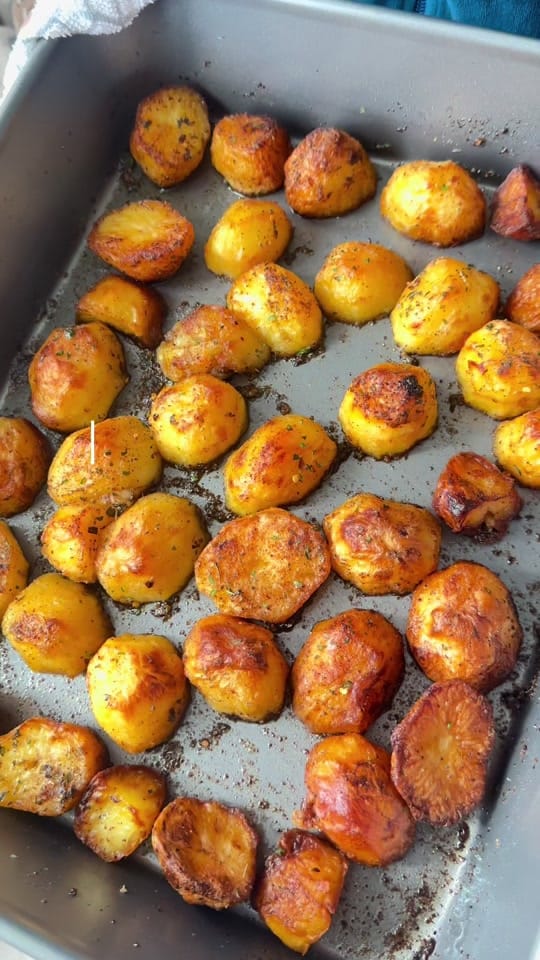 Post 1 by SaucyBitess👩🏾‍🍳 on TikTok (video)
