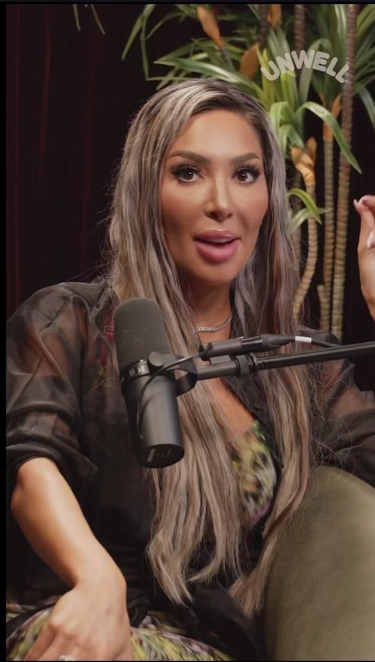 Post 10 by Farrah Abraham on TikTok (video)