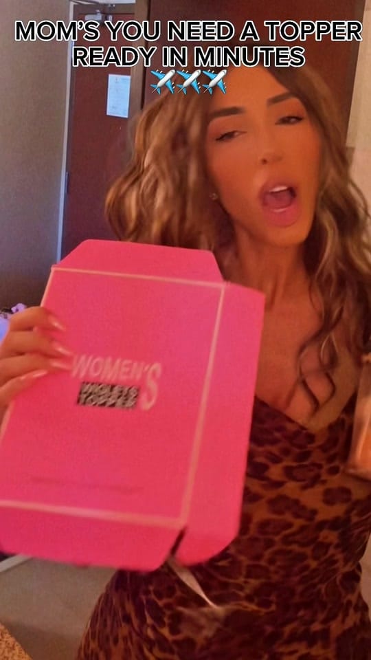 Post 6 by Farrah Abraham on TikTok (video)