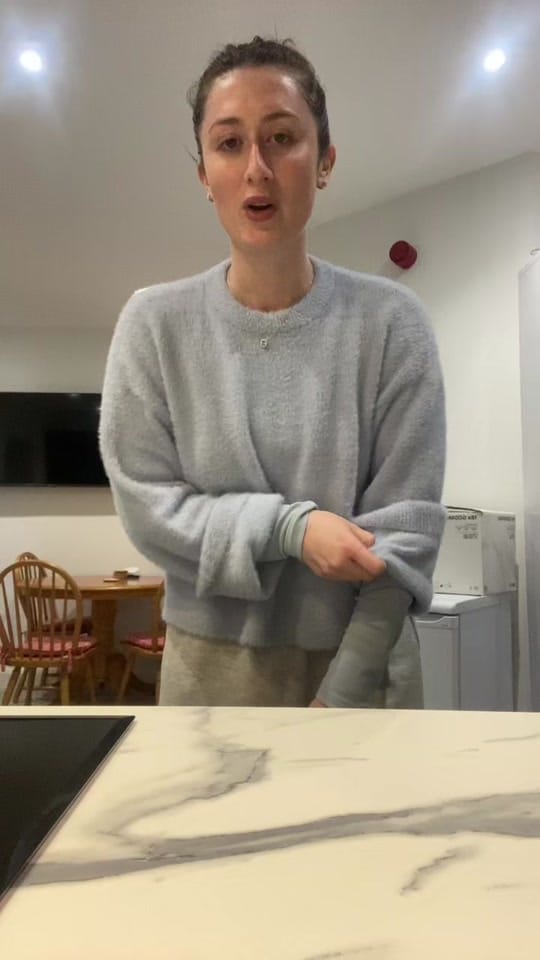 Post 6 by her_foodblog on TikTok (video)