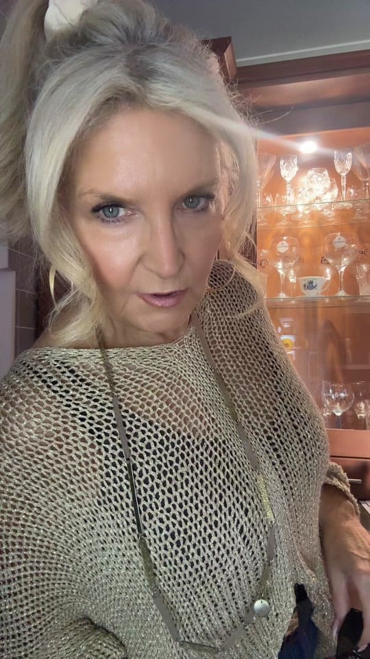 Post 3 by Charlotte Goldilocks 👸🏼 on TikTok (video)