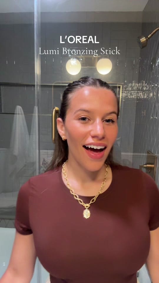 Post 2 by Ariana Ricci on TikTok (video)