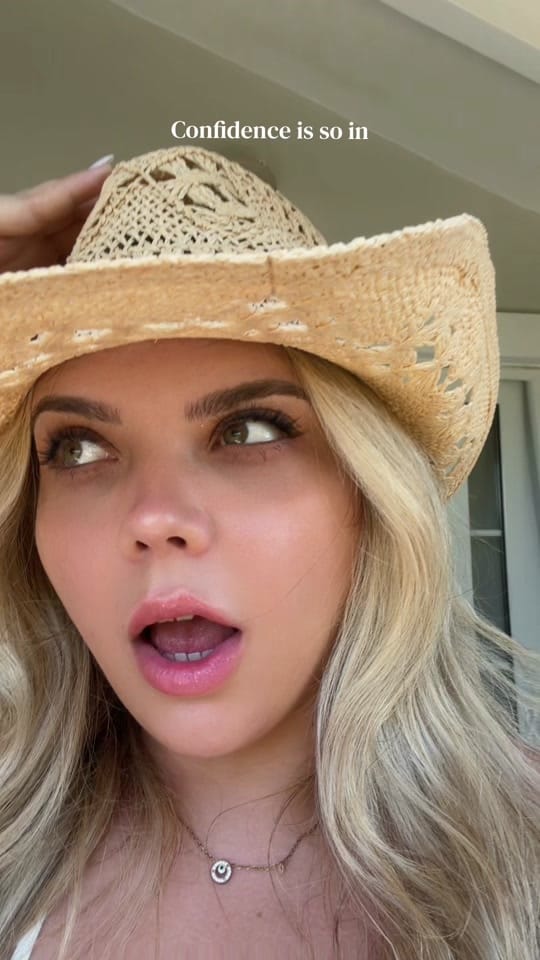 Post 6 by Holliekb on TikTok (video)