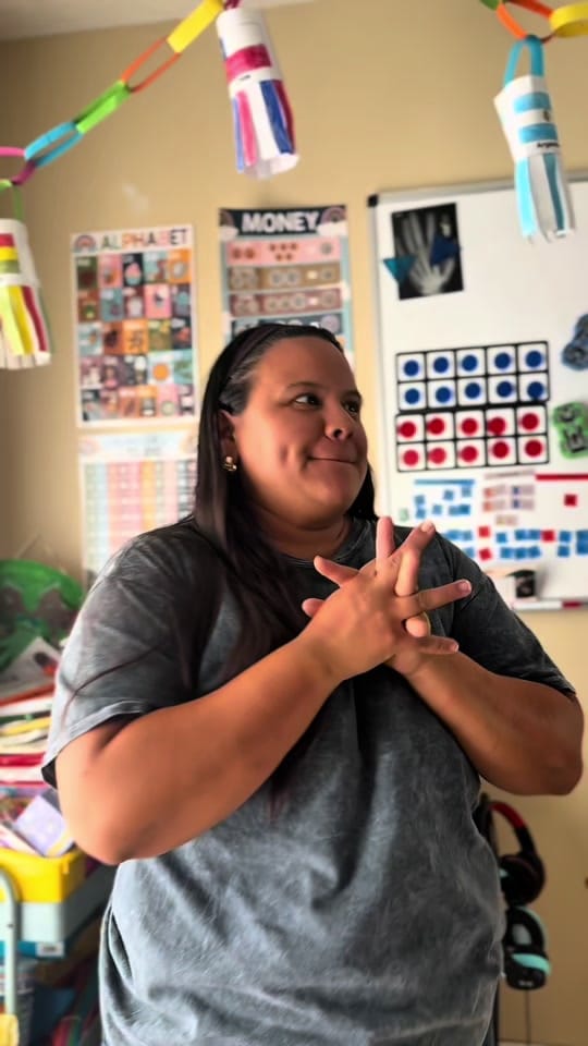 Post 6 by Darleen • HomeschoolFamilia on TikTok (video)