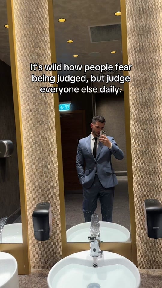 Post 10 by Horia 🌍 on TikTok (video)