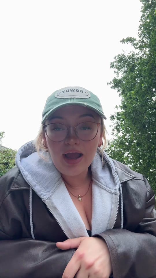 Post 1 by laura_alices on TikTok (video)