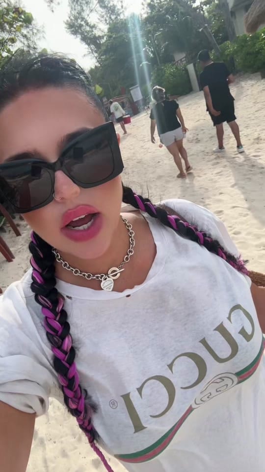 Post 1 by cassandrarhule on TikTok (video)