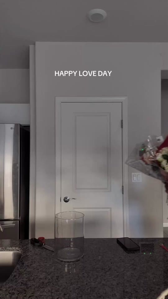 Post 7 by Kenniqua Mon’a on TikTok (video)