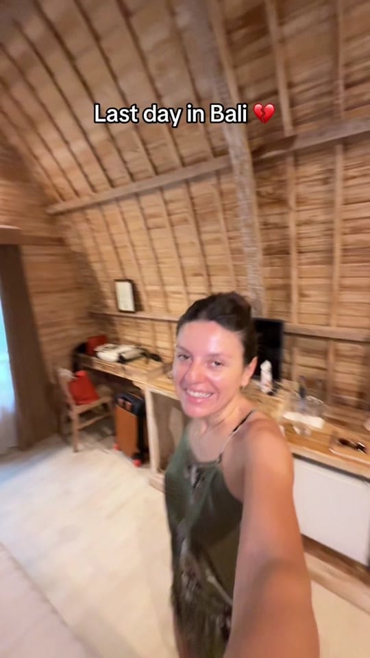 Post 3 by Ana Savu on TikTok (video)