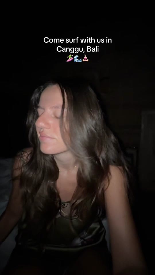 Post 8 by Ana Savu on TikTok (video)