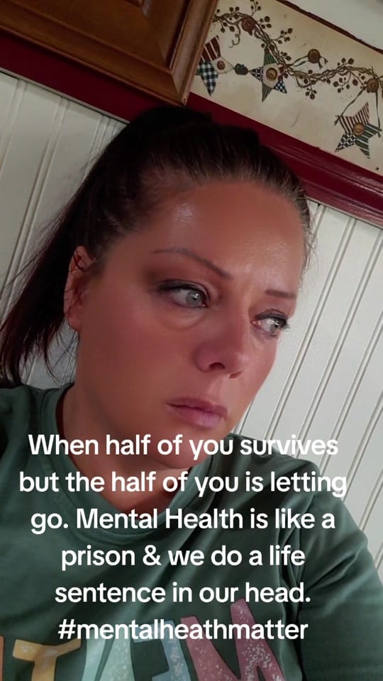 Post 2 by ZoeyLiz on TikTok (video)