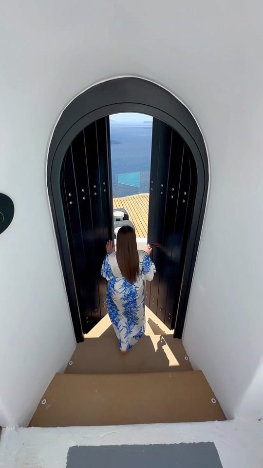 Post 8 by 𝙆𝙀𝙉𝙏 & 𝙄𝙕𝘼 on TikTok (video)