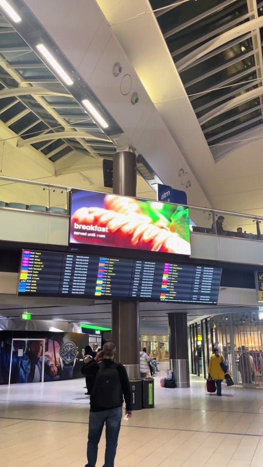 Post 1 by His London Diary 🇬🇧 on TikTok (video)