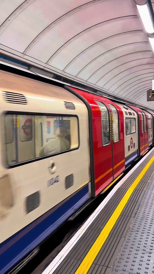 Post 2 by Mian Travels 🇬🇧 on TikTok (video)