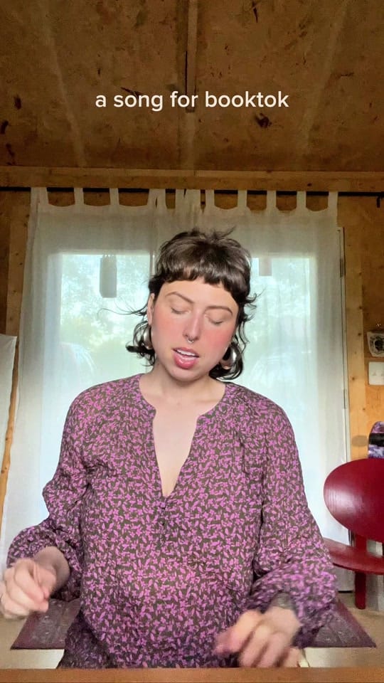 Post 9 by Jess on TikTok (video)