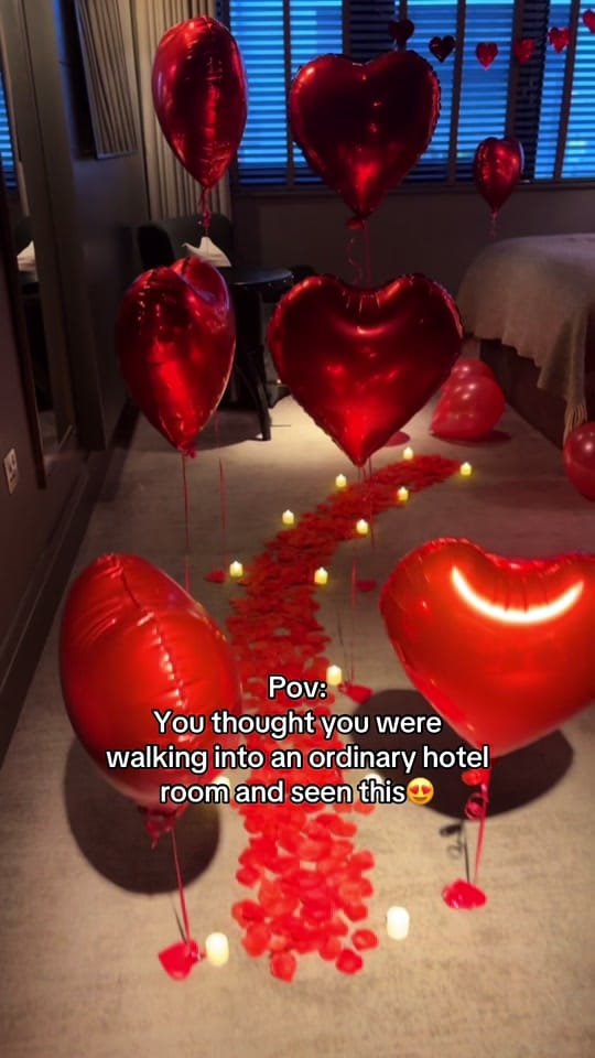 Post 7 by SET THE MOOD BALLOONS on TikTok (video)