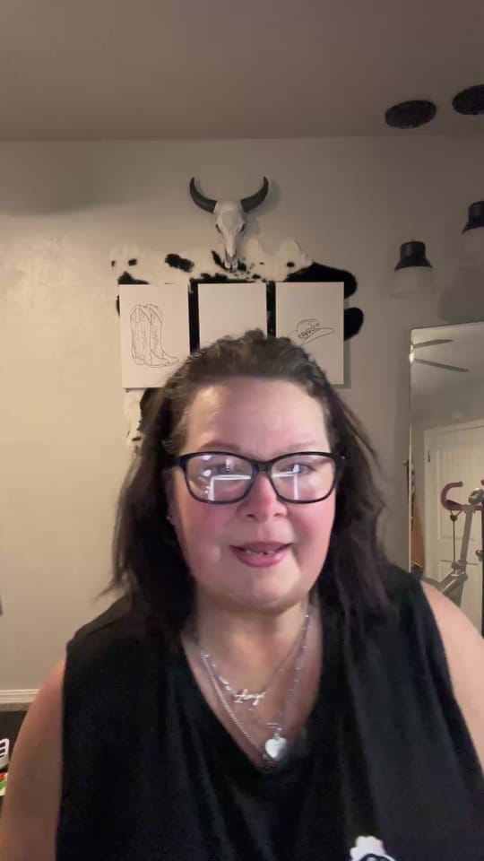 Post 3 by 🐓🐷🄰🄽🄶🄸🐷🐓 on TikTok (video)