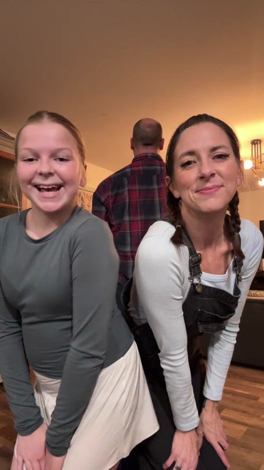 Post 10 by thatonegirl_lara_ on TikTok (video)