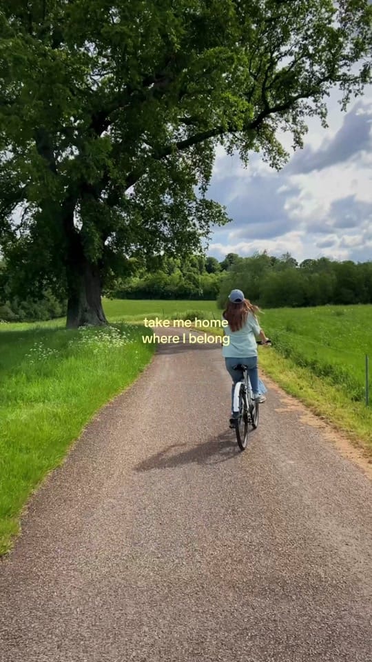 Post 1 by issie | travel on TikTok (video)