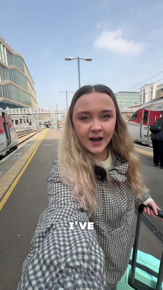 Post 3 by Anna Joan | Solo Female Travel on TikTok (video)