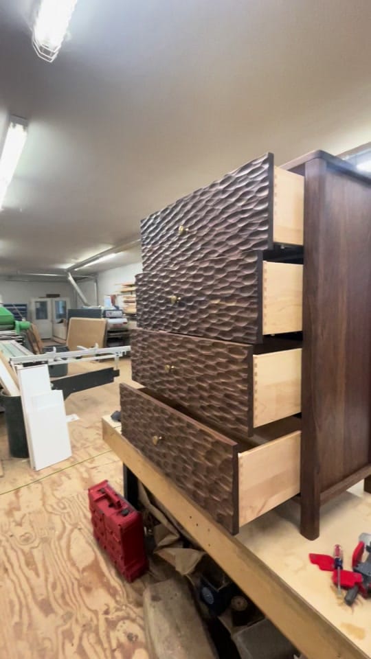 Post 1 by Hallman Woodworks on TikTok (video)