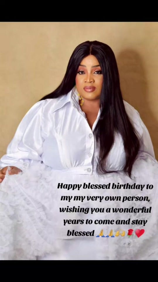 Post 2 by Esther Harding on TikTok (video)