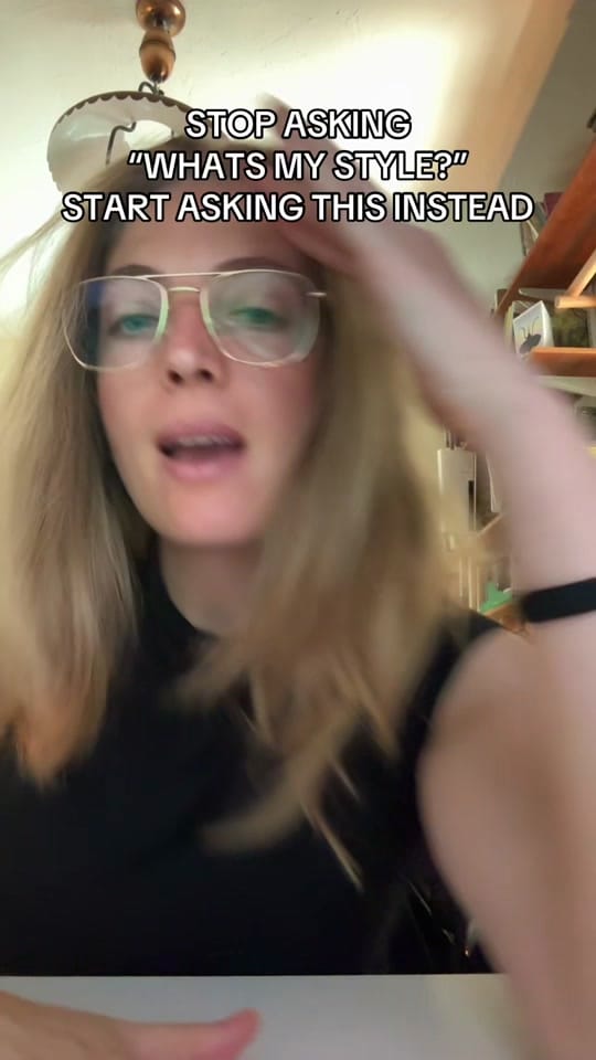 Post 4 by Mariella Tzakis on TikTok (video)