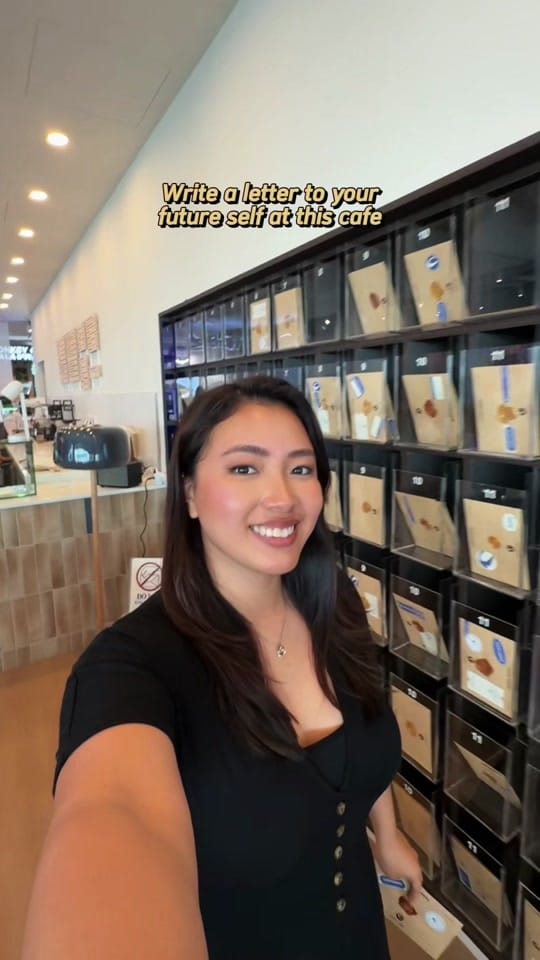 Post 5 by Rachel Rae | London / Travel on TikTok (video)
