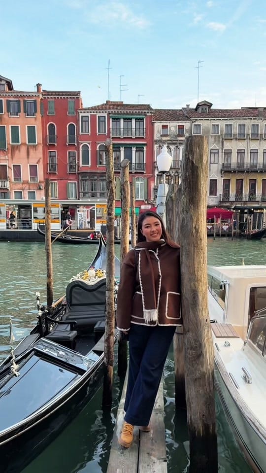 Post 9 by Rachel Rae | London / Travel on TikTok (video)