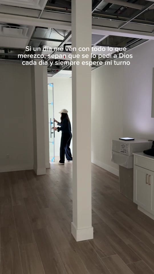 Post 2 by Betzilet Rivas on TikTok (video)