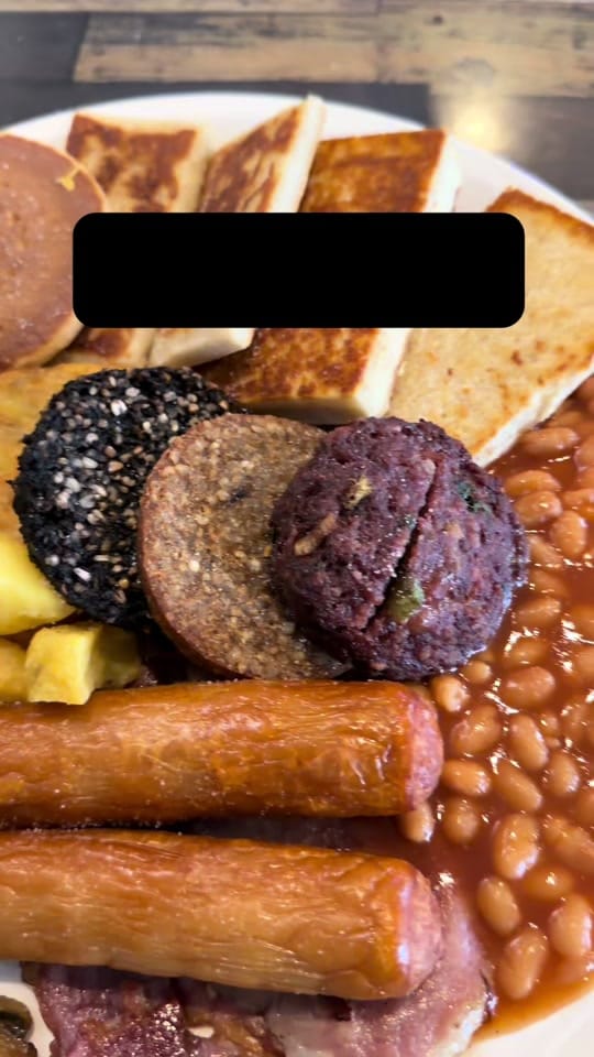 Post 3 by The Foodie Fisherman on TikTok (video)