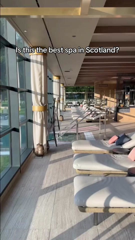 Post 5 by SCHLOSS Roxburghe on TikTok (video)