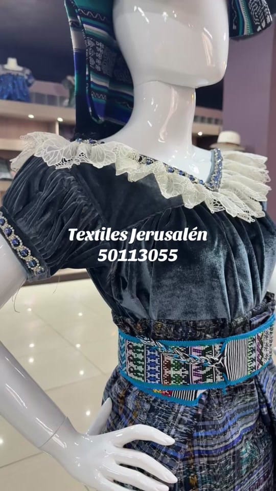 Post 1 by Textiles Jerusalén on TikTok (video)