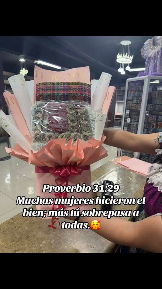 Post 7 by Textiles Jerusalén on TikTok (video)