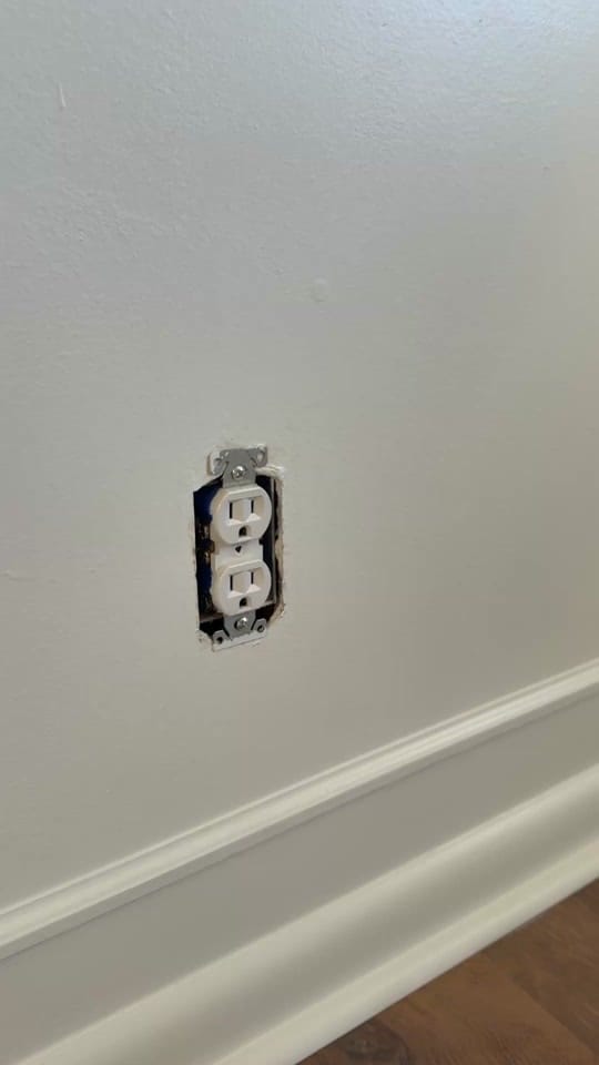 Post 4 by Sarah on TikTok (video)