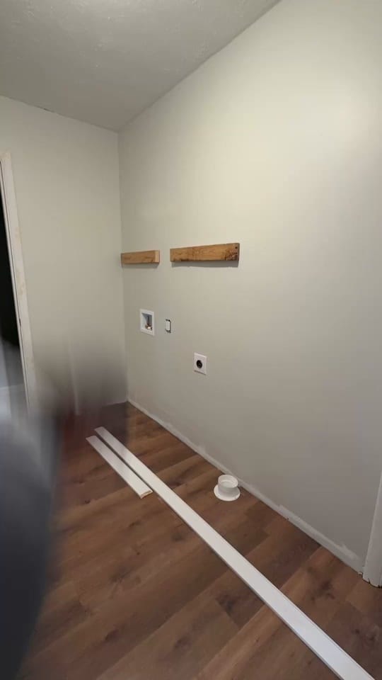 Post 6 by Sarah on TikTok (video)