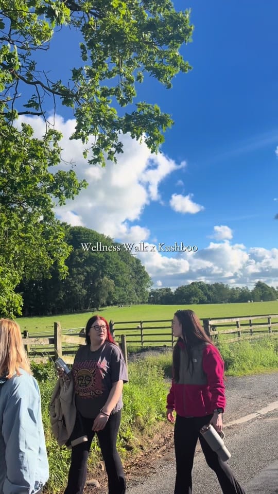 Post 1 by girlsthattt on TikTok (video)