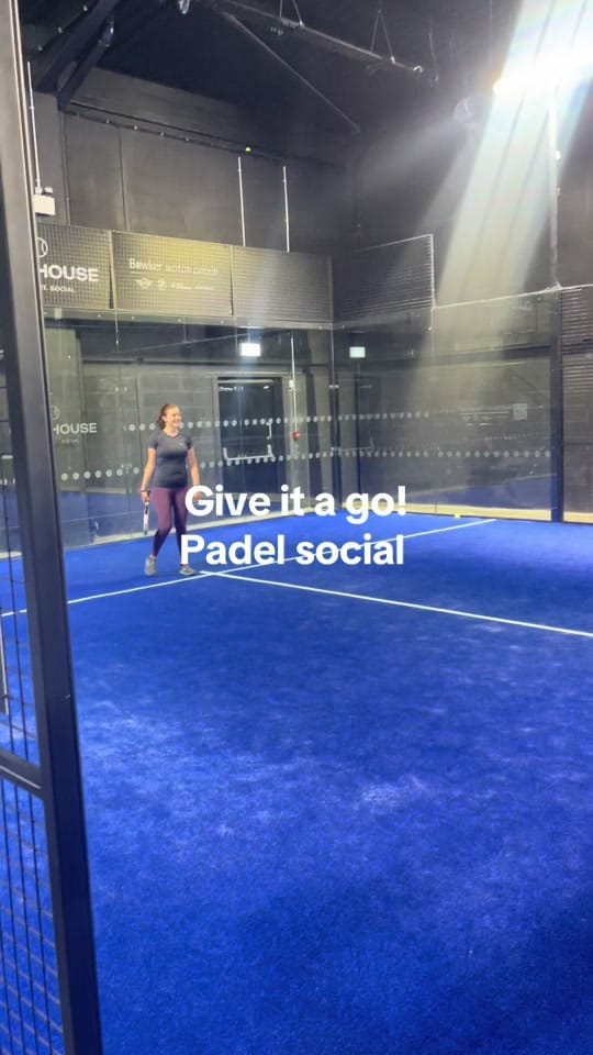 Post 6 by girlsthattt on TikTok (video)