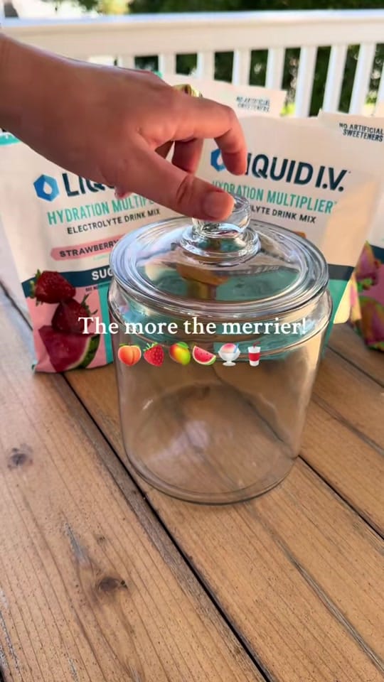 Post 6 by Lauren on TikTok (video)