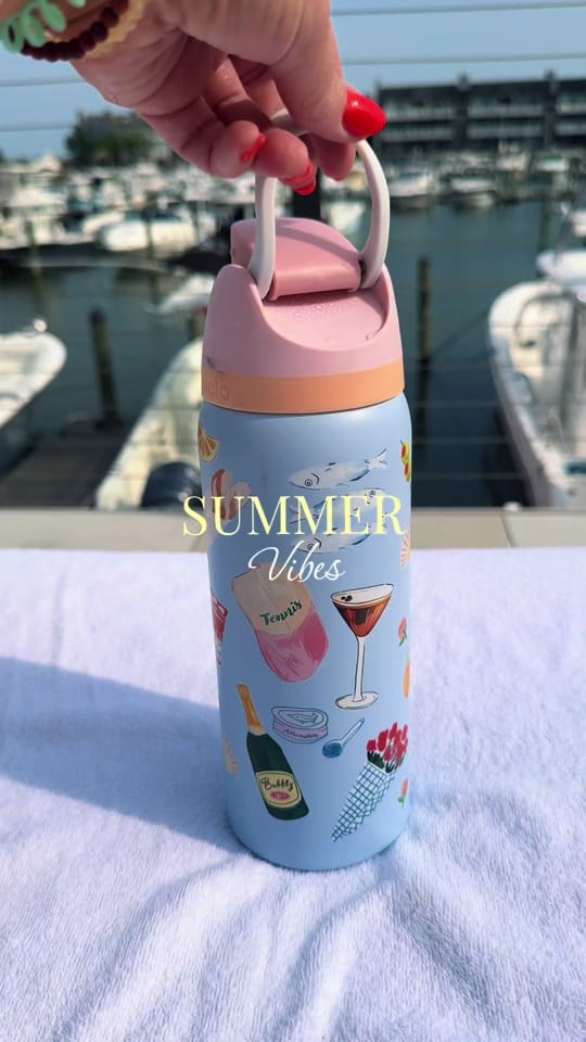Post 1 by Lauren on TikTok (video)