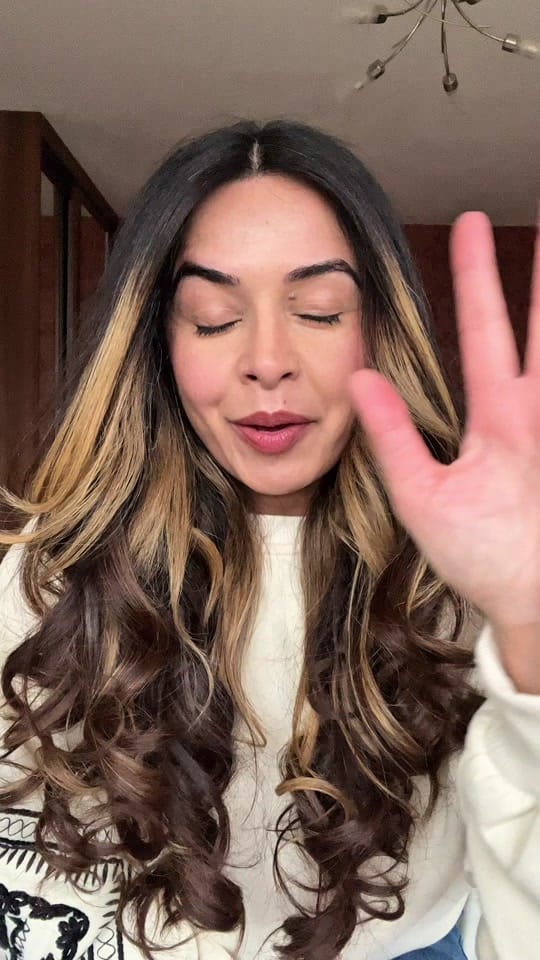 Post 8 by Sophie on TikTok (video)