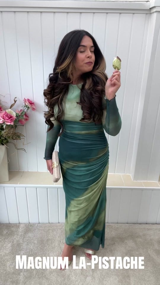 Post 5 by Sophie on TikTok (video)