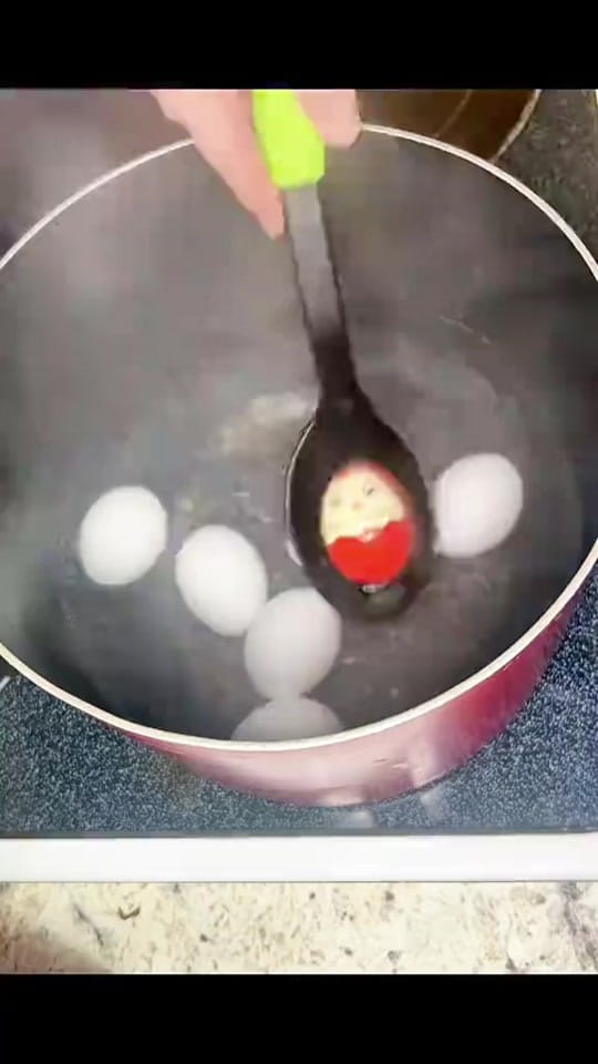 Post 2 by 90sMommaJess on TikTok (video)