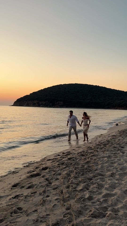 Post 9 by Amanda| Elopement photographer on TikTok (video)