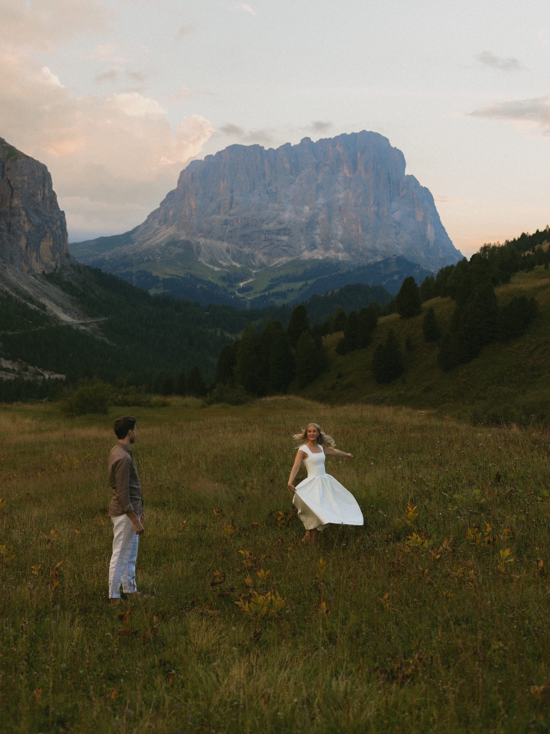 Post 5 by Amanda| Elopement photographer on TikTok (video)