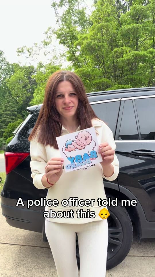 Post 3 by Daria | Mom Hacks on TikTok (video)
