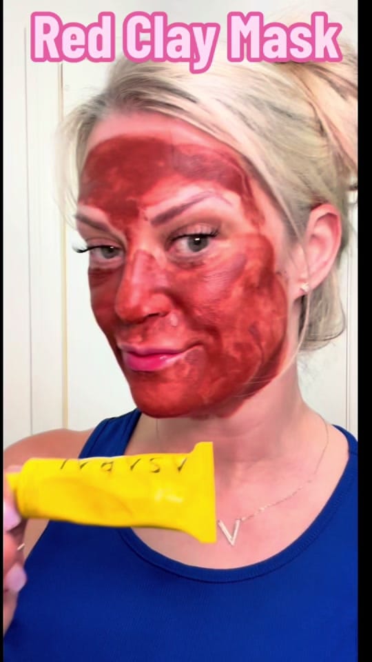 Post 4 by MichelleleeWatson on TikTok (video)
