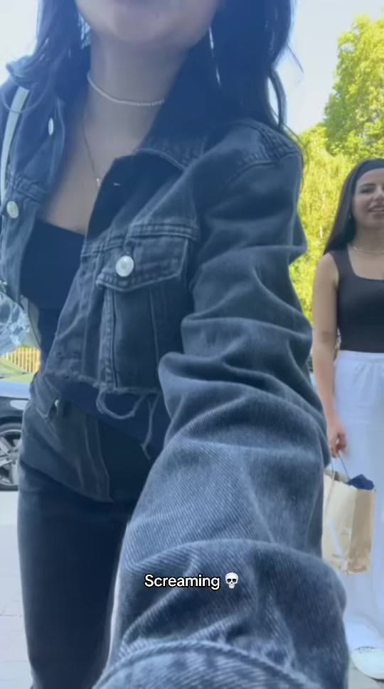 Post 9 by Teneikalouisee on TikTok (video)