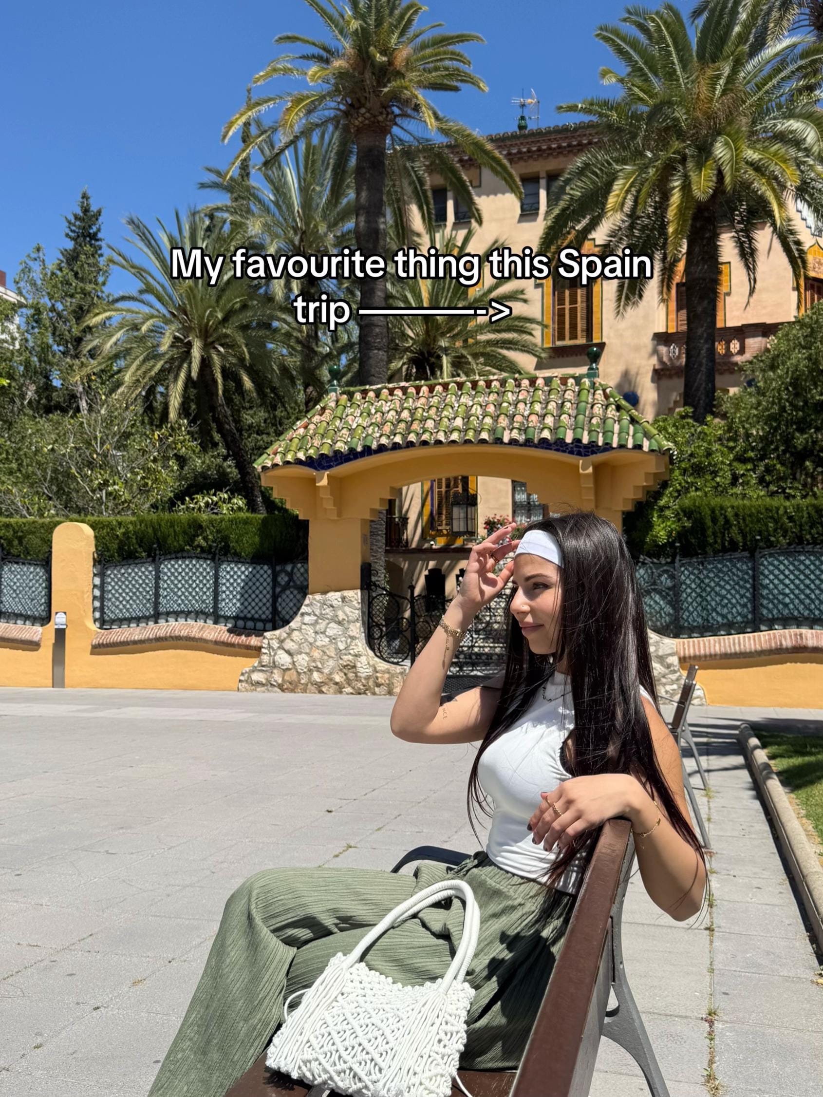 Post 1 by Teneikalouisee on TikTok (video)