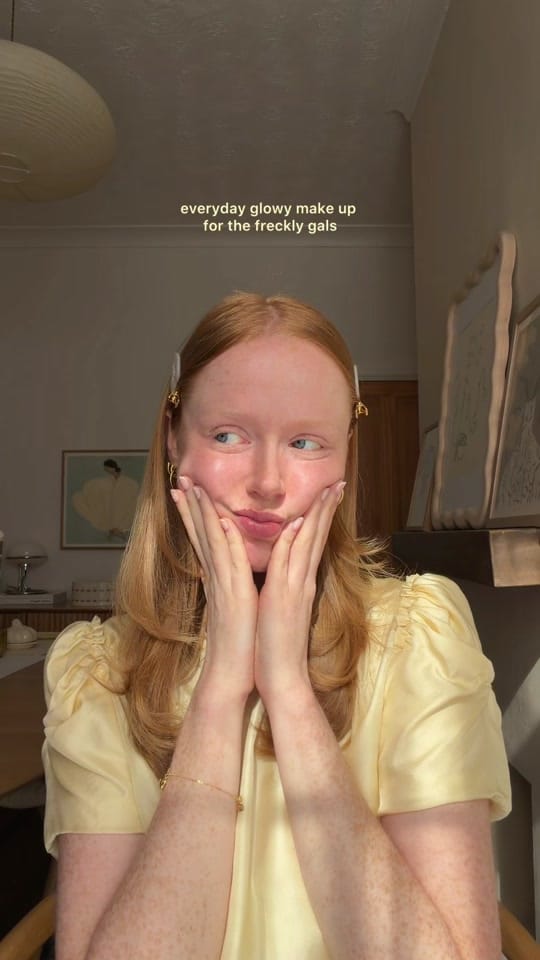 Post 2 by Holly Rebecca White on TikTok (video)